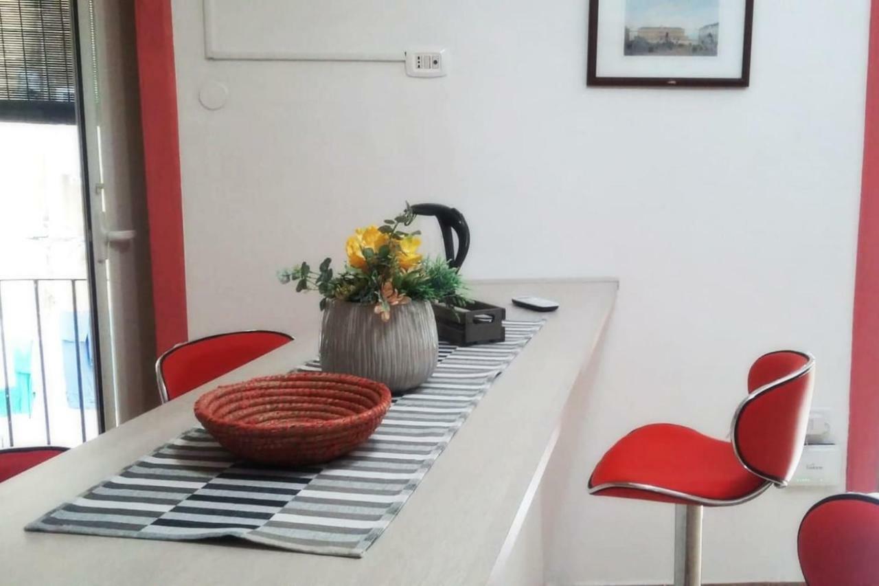 Casa Vacanza Le Moko' Apartment เนเปิลส์ ภายนอก รูปภาพ