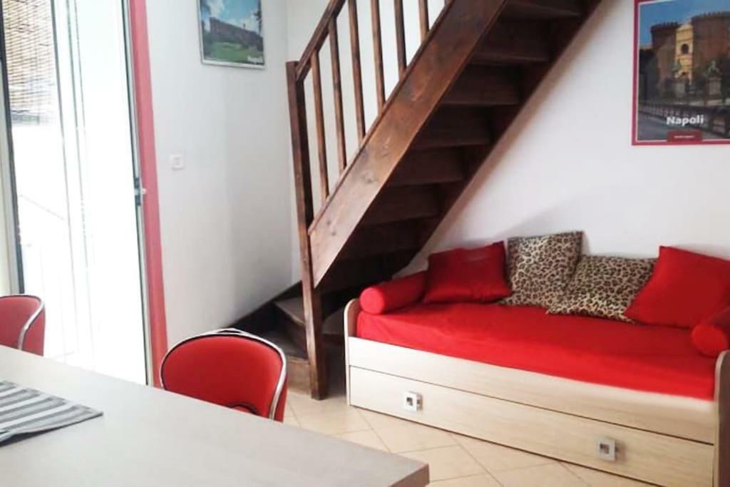 Casa Vacanza Le Moko' Apartment เนเปิลส์ ภายนอก รูปภาพ